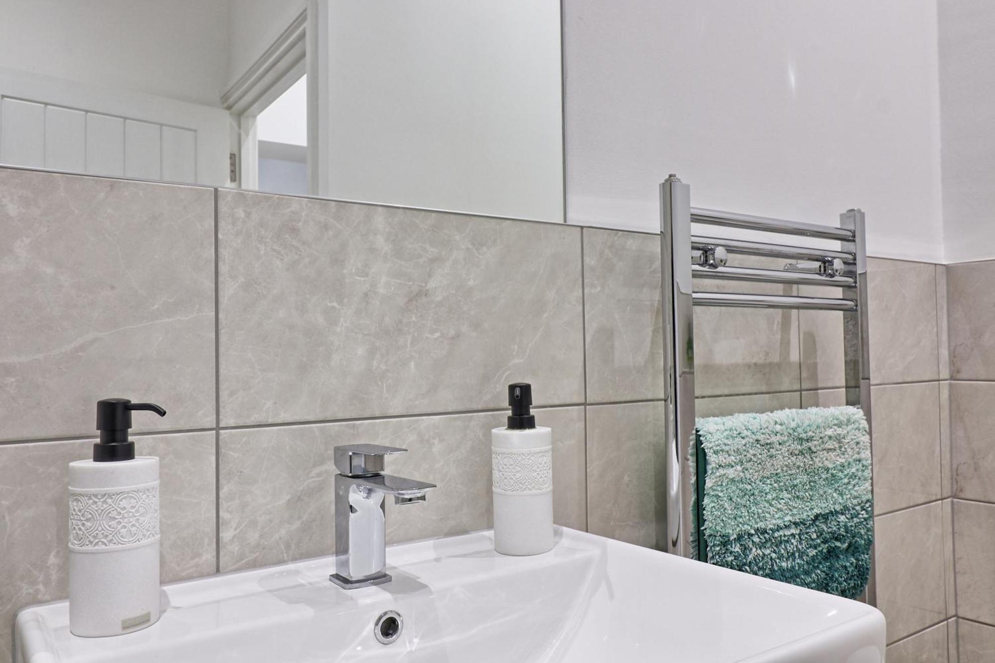 Chelmsford City Central Ground Floor Apartment Next To Town Centre Bagian luar foto